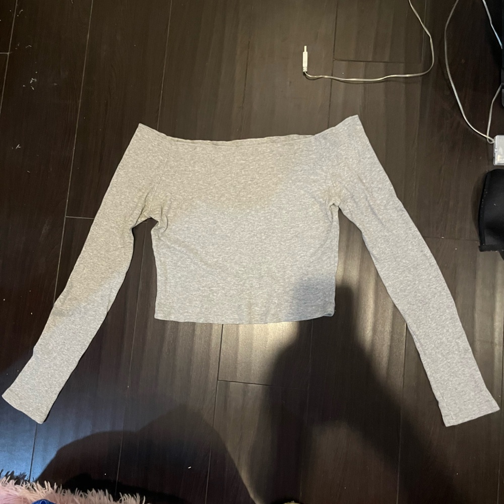 Brandy Melville Off Shoulder Cropped Long Sleeve
